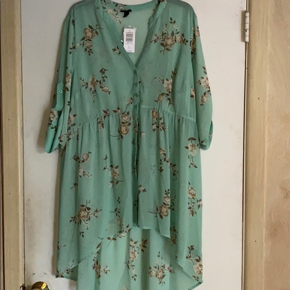 NEW torrid hi/low long babydoll floral top 1X - Picture 6 of 10